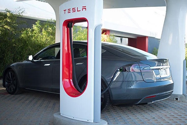 全球免費充電站首次落戶無錫 只為“特斯拉”