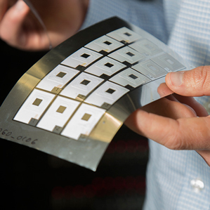 新技術(shù)層出 柔性鋅電池或打開(kāi)可穿戴想象空間