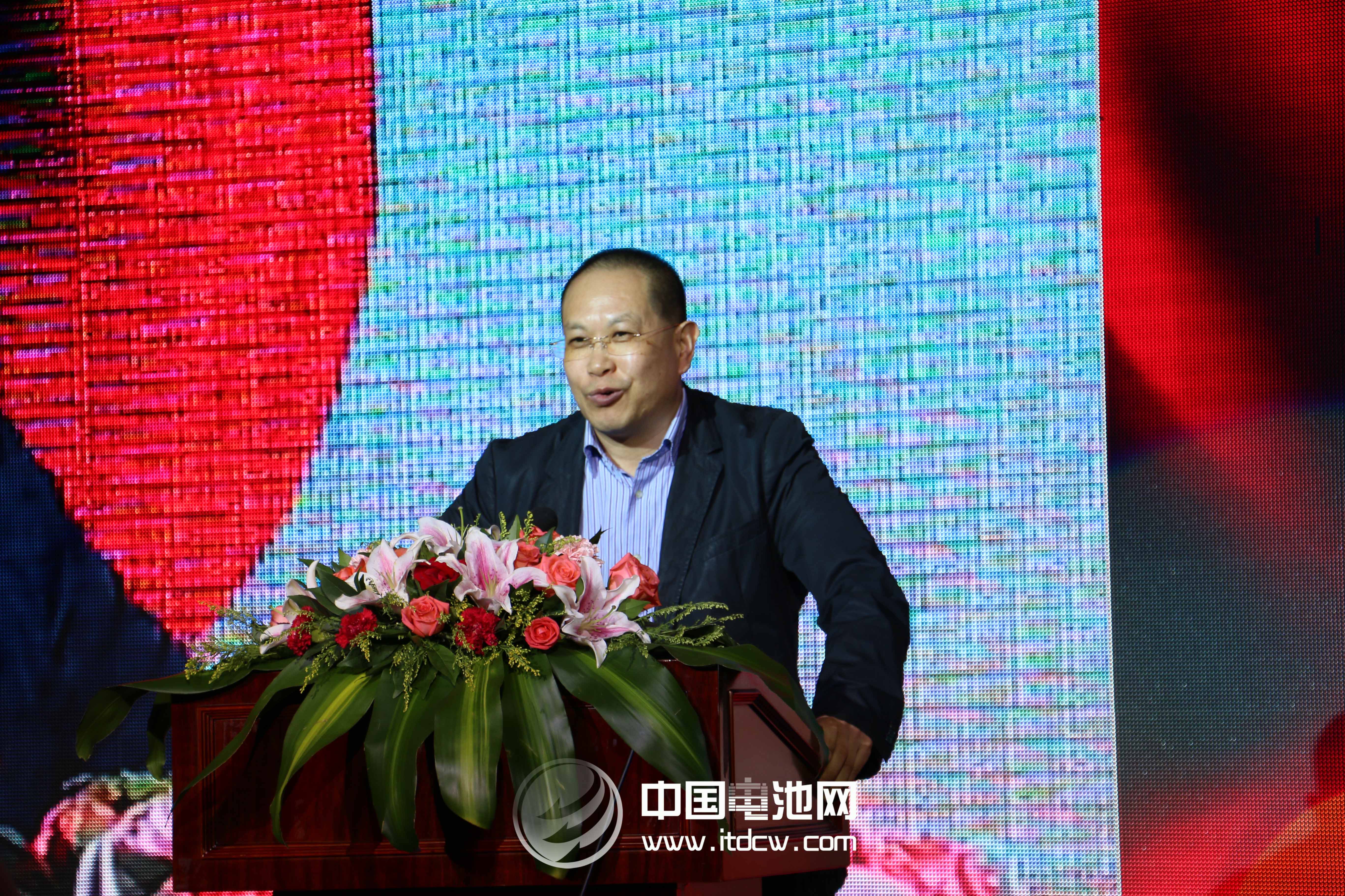 吳國(guó)迪出席中國(guó)新能源汽車(chē)產(chǎn)業(yè)三基工程工作會(huì)議