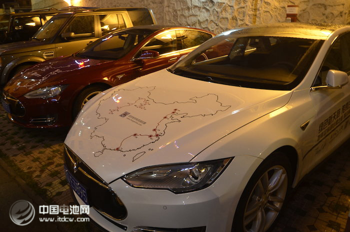 特斯拉：讓充電樁遍布中國 我們自駕重走絲綢之路