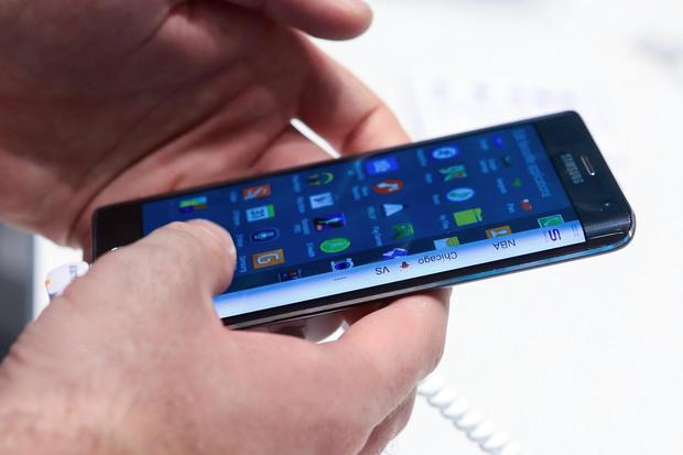 “新”蘋果 正要革掉三星谷歌這些所謂精英的命 “新”蘋果 正要革掉三星谷歌這些所謂精英的命