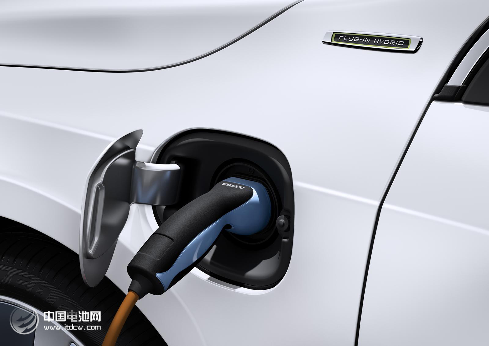 銷量與口碑兼得 插電式混合動力車仍“步步驚心”？