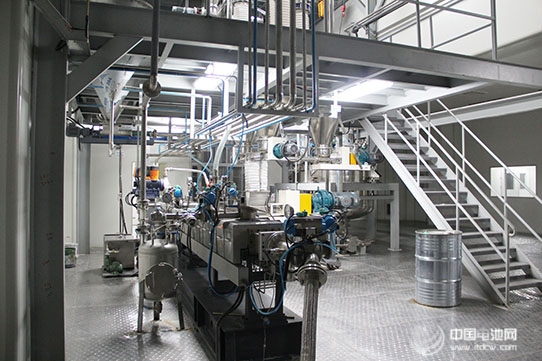 金銀河智能首創(chuàng)鋰電正負極漿料生產線在南都電源投產