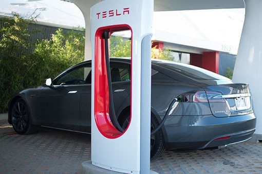 特斯拉將在36家美宜家酒店安充電樁免費充電 特斯拉將在36家美宜家酒店安充電樁免費充電