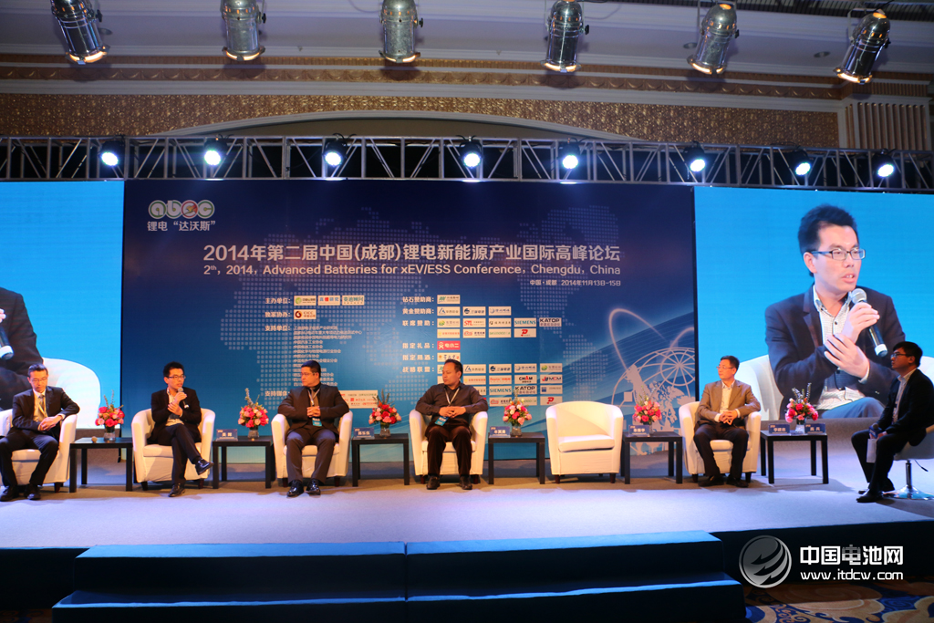 新能源車路線之辯：插電式混動吃香 豪華車競爭激烈