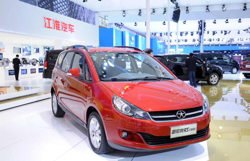 江淮汽車：新能源汽車或?qū)ⅰ澳嬉u”行業(yè)