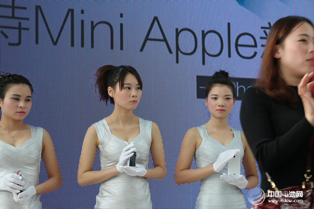 中國電池網(wǎng)于清教一行調(diào)研深圳倍斯特移動電源