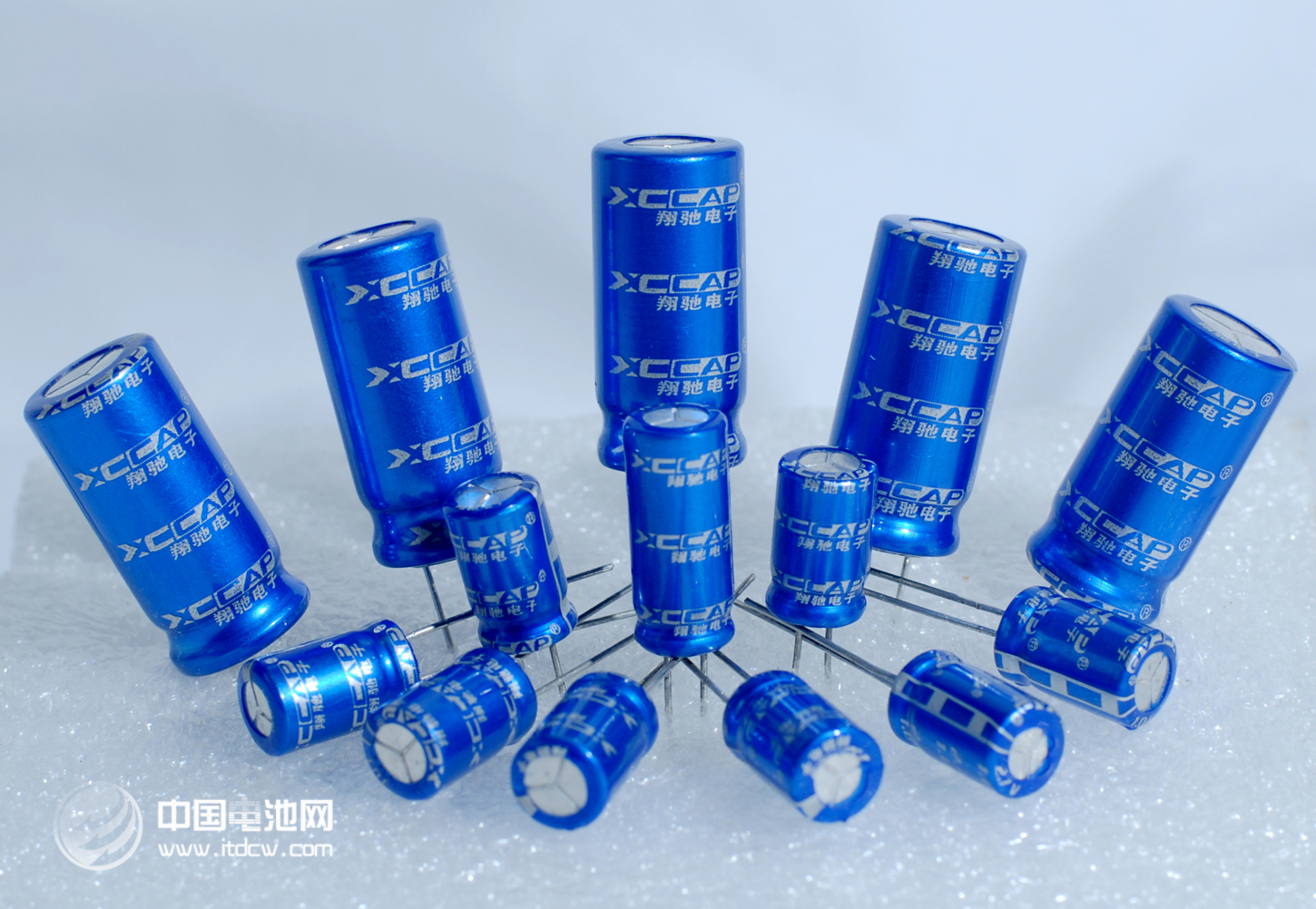 新能源汽車政策引發(fā)國(guó)內(nèi)超級(jí)電容器開(kāi)發(fā)熱潮