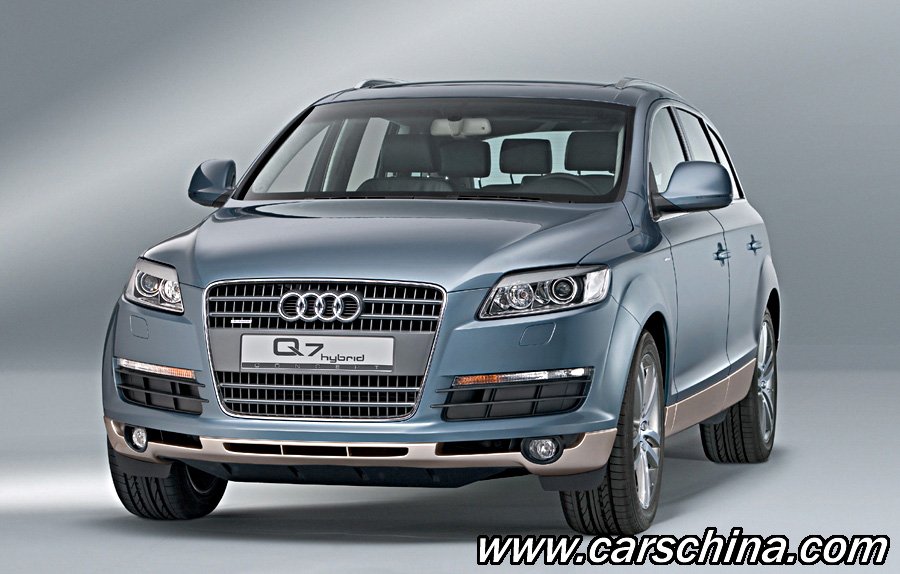 奧迪Q7插電式油電混合動力車