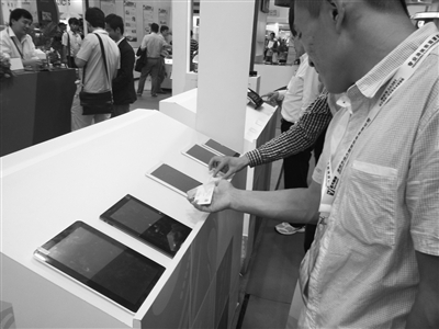 萬人大廠相繼停產(chǎn) 國內(nèi)手機代工廠或?qū)⒊霈F(xiàn)倒閉潮