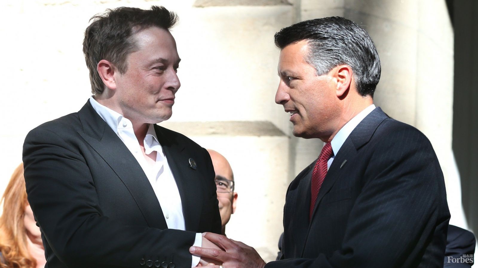 特斯拉千兆電池工廠：僅打地基就要花費1600萬美元