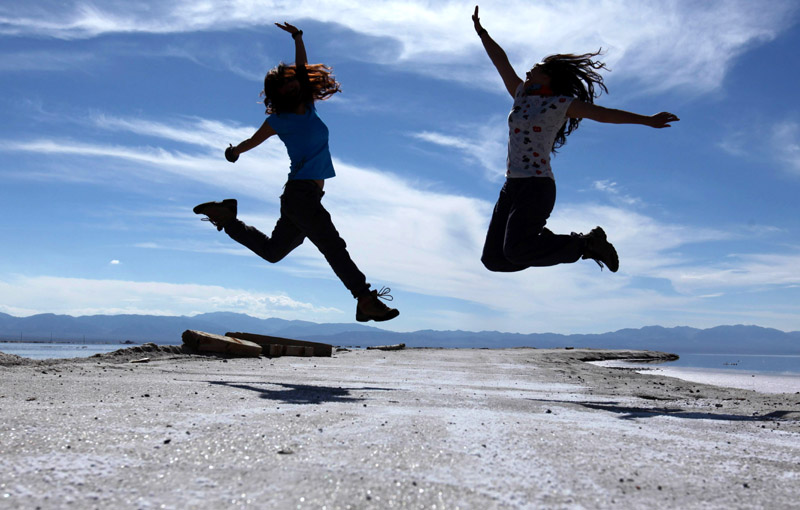 青海鹽湖:打造世界級(jí)鉀、鎂、鋰三大產(chǎn)業(yè)基地 青海鹽湖:打造世界級(jí)鉀、鎂、鋰三大產(chǎn)業(yè)基地