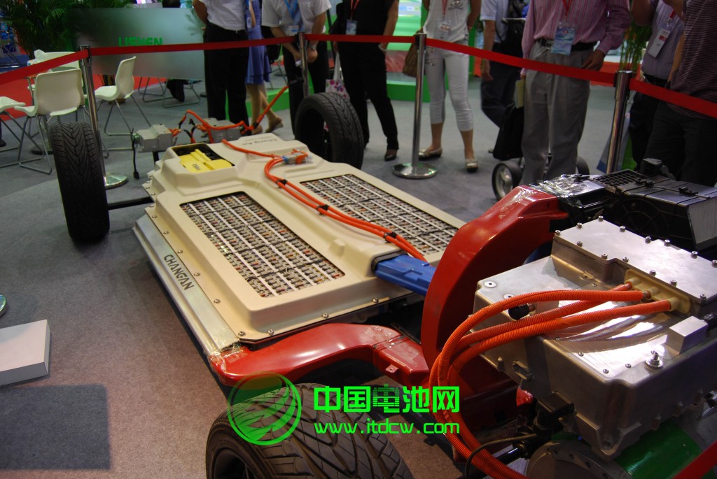 天津力神侯小賀:動力電池中三元材料越來越成熟 天津力神侯小賀:動力電池中三元材料越來越成熟