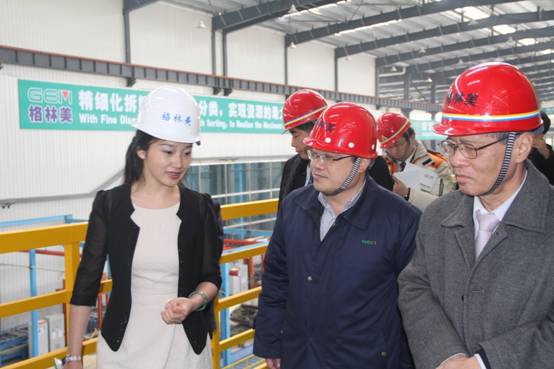 日中經濟協會是于日中恢復邦交正常化的1972年11月22日成立的日中經濟關系專業團體,致力于推動兩國經貿合作,促進民間友好關系。 日中經濟協會是于日中恢復邦交正常化的1972年11月22日成立的日中經濟關系專業團體,致力于推動兩國經貿合作,促進民間友好關系。