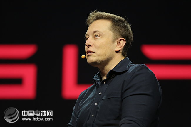 特斯拉CEO穆斯克:將來人類自己開車將是違法行為 特斯拉CEO穆斯克:將來人類自己開車將是違法行為