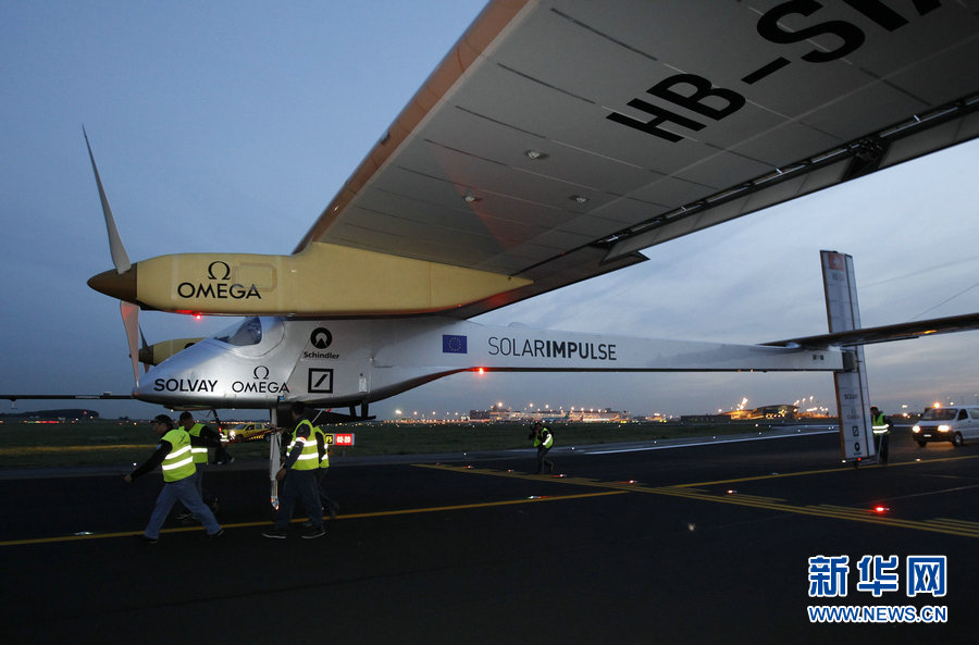 光伏行業(yè)再迎政策“紅包” 2015年投資規(guī)模323億元