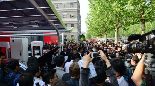 “黃牛黨”這樣坑了特斯拉：像炒蘋果手機那樣囤貨甩貨