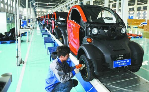 微米電動車下半年將達到3000輛/月 全年產值3億元 微米電動車下半年將達到3000輛/月 全年產值3億元