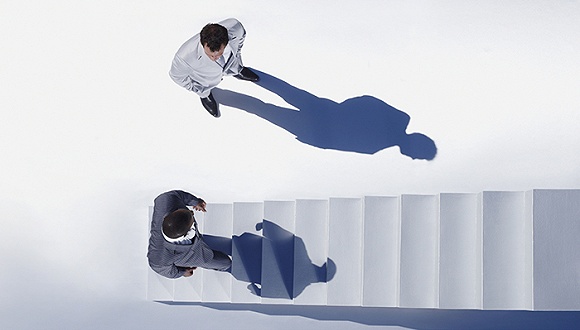 竺延風(fēng)重出江湖管東風(fēng) 徐平北上長春整頓一汽 竺延風(fēng)重出江湖管東風(fēng) 徐平北上長春整頓一汽