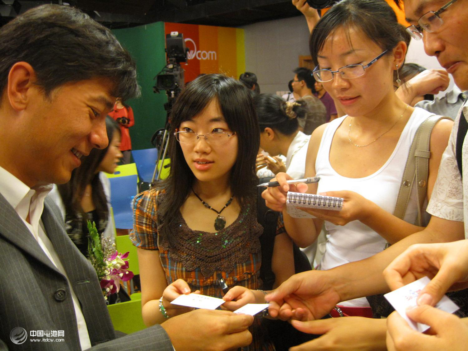 百度CEO李彥宏：通過創業掙錢是最苦的一條路