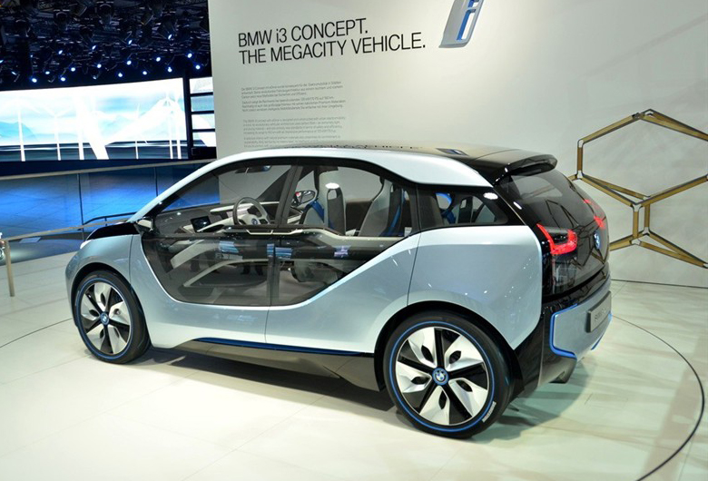 寶馬和日產公司將在南非為電動車建立充電站