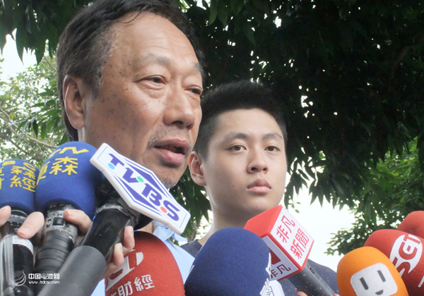 臺灣鴻海郭臺銘盯上朋友圈  發動全員賣手機