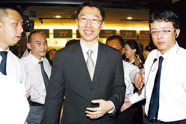 父親節了,曬曬這些很牛的老總們父親都大有來頭 父親節了,曬曬這些很牛的老總們父親都大有來頭