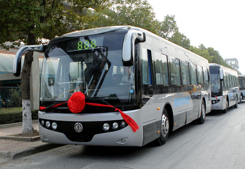 東風(fēng)汽車簽千輛純電動(dòng)公交客車