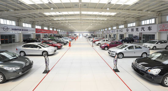 國內首家電動車超市開業  北汽騰勢等電動車入駐