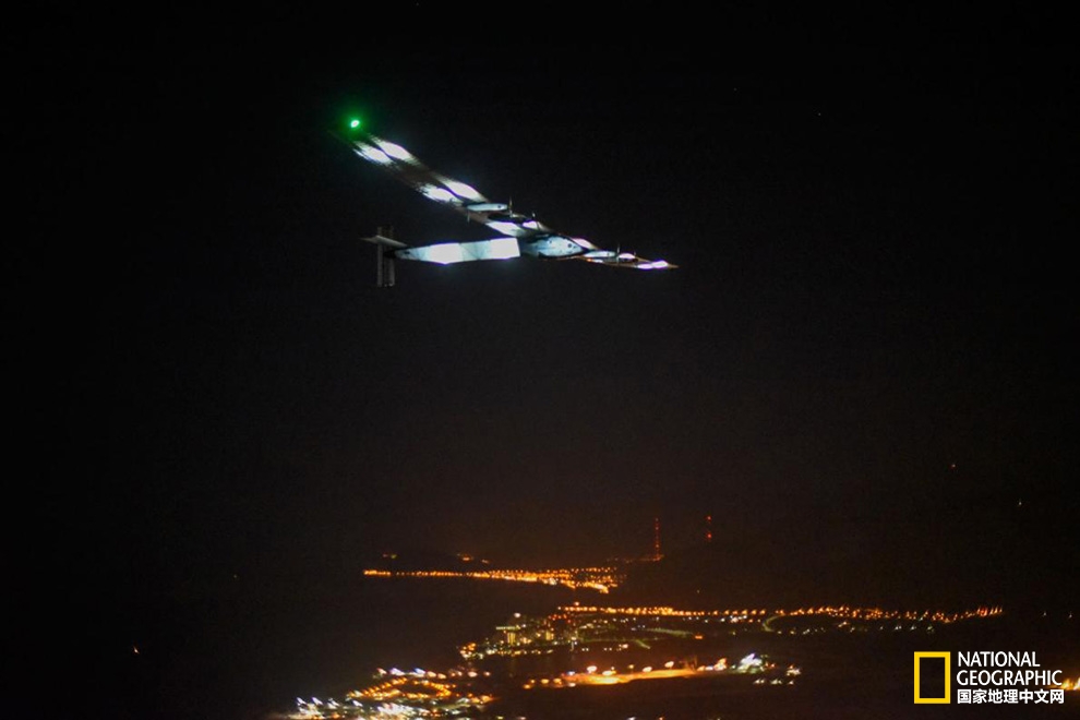 陽光動力2號飛機成功飛越太平洋 陽光動力2號飛機成功飛越太平洋