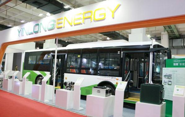 銀隆攜多款重磅產品亮相2015北京新能源汽車展