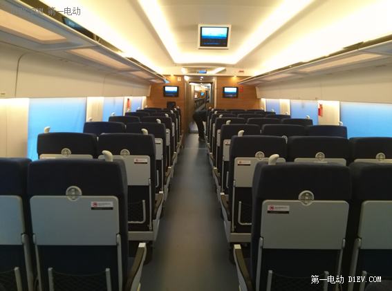 環(huán)保最高水準(zhǔn) 高鐵或?qū)⑦M(jìn)入鋰電池時(shí)代 環(huán)保最高水準(zhǔn) 高鐵或?qū)⑦M(jìn)入鋰電池時(shí)代