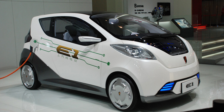  新能源車(chē)半程豐收 上半年銷(xiāo)量增長(zhǎng)超兩倍