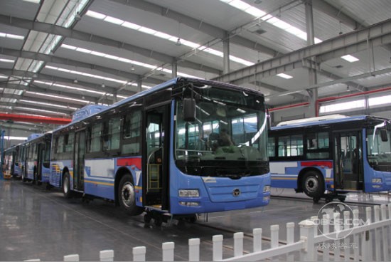 德國(guó)首條純電動(dòng)快充巴士為何使用中國(guó)電池