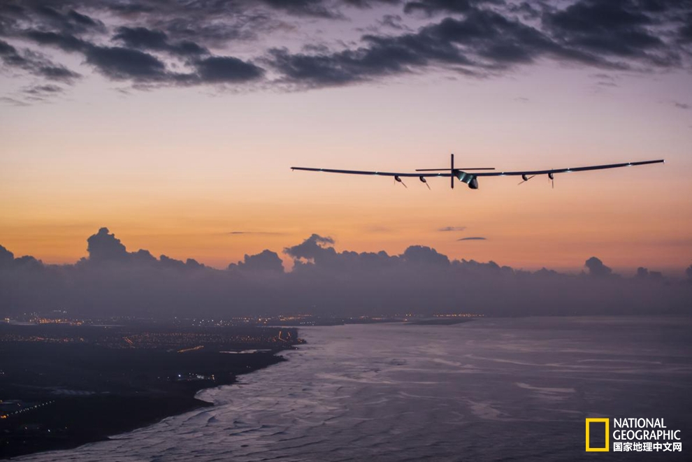 陽光動力二號電池出現故障 預計2016年4月復飛 陽光動力二號電池出現故障 預計2016年4月復飛