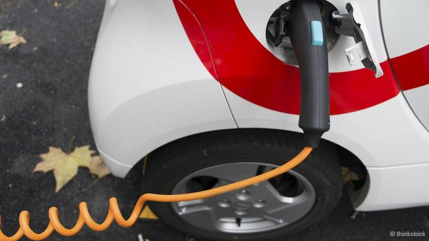 電動汽車推廣最大障礙:鋰動力電池大而重 充電慢 電動汽車推廣最大障礙:鋰動力電池大而重 充電慢