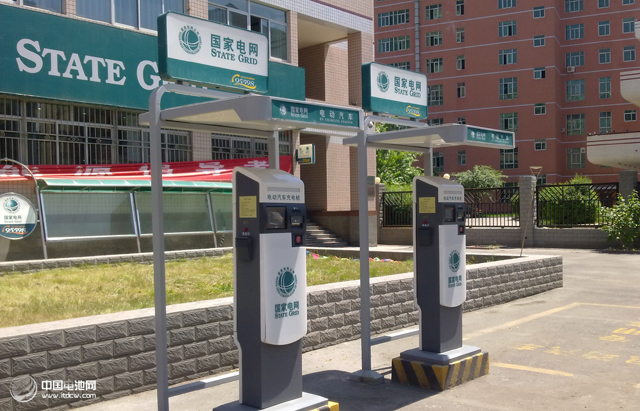 充電樁投資引發(fā)資本追逐 盈利模式與行業(yè)標(biāo)準(zhǔn)挑戰(zhàn)