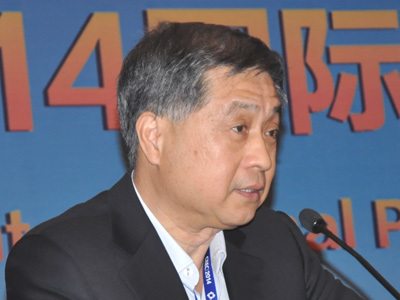 光伏協會王勃華:5年后光伏發電成本可再降5成 光伏協會王勃華:5年后光伏發電成本可再降5成