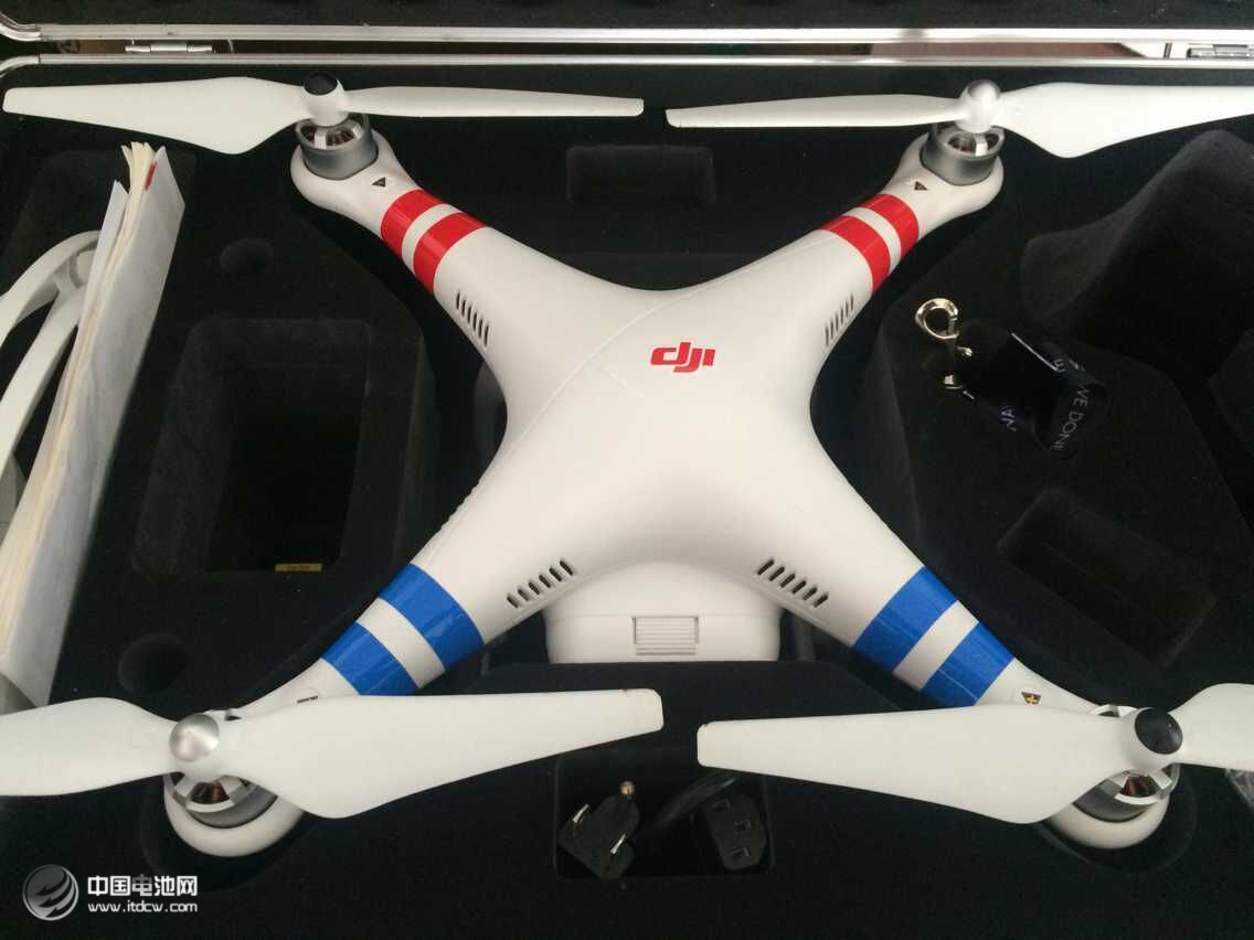 消費(fèi)級(jí)無人機(jī)市場(chǎng)的競(jìng)爭(zhēng)也會(huì)血海一片嗎? 消費(fèi)級(jí)無人機(jī)市場(chǎng)的競(jìng)爭(zhēng)也會(huì)血海一片嗎?