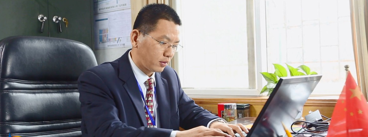 武漢惠強新能源材料科技有限公司董事長、總經(jīng)理 王紅兵 武漢惠強新能源材料科技有限公司董事長、總經(jīng)理 王紅兵