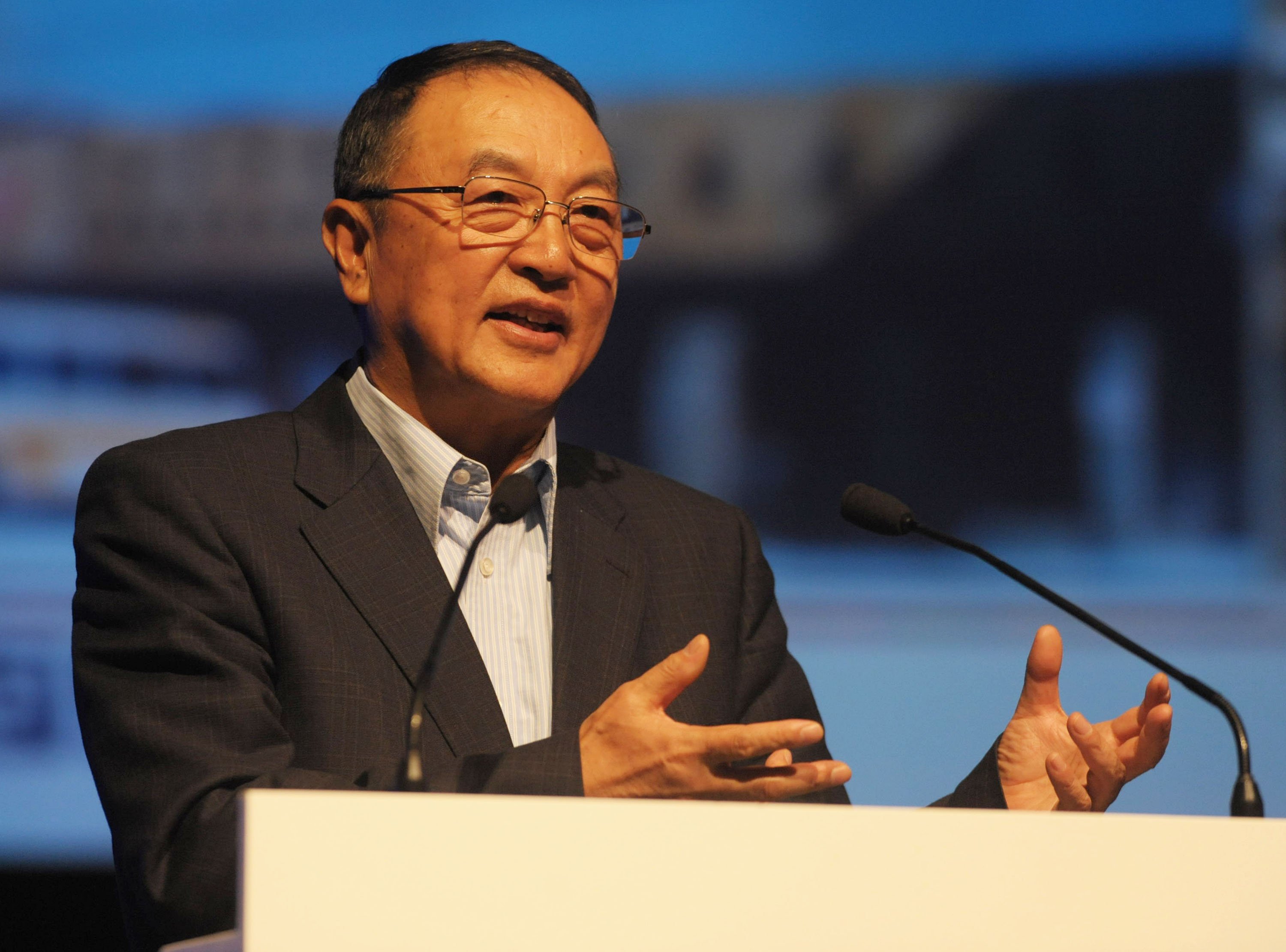 柳傳志：創業者不虛心就會犯錯 要會“殺伐決斷”