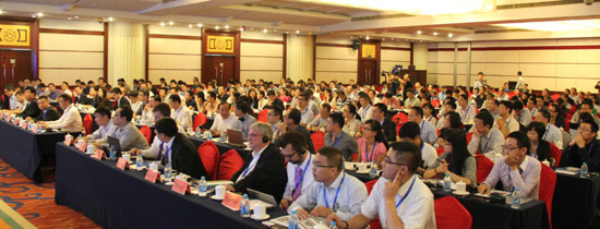 共創電動汽車格局 破局電池技術和基礎建設 共創電動汽車格局 破局電池技術和基礎建設