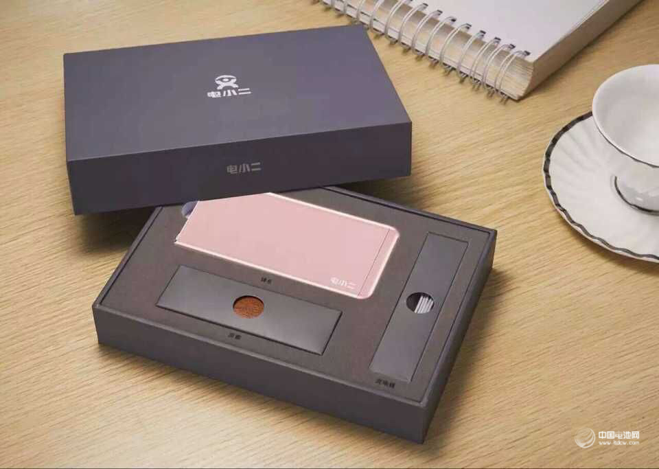 世界需要玫瑰金來拯救！電小二“新伴侶”10月10日發(fā)售