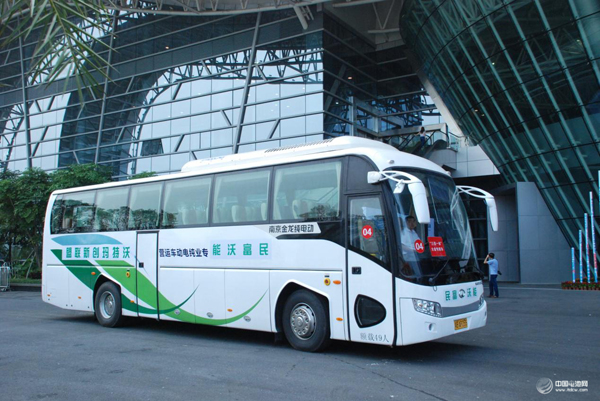 沒有充電樁也能跑 配移動充電車20分鐘可充80度電