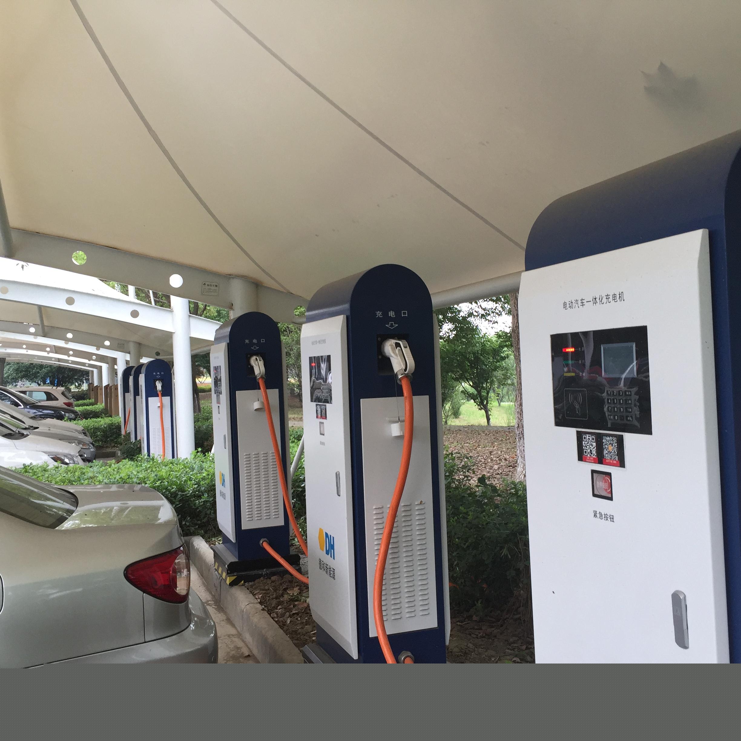 蘇州將開建70座新型充電站 鼓勵(lì)個(gè)人參與安裝 蘇州將開建70座新型充電站 鼓勵(lì)個(gè)人參與安裝