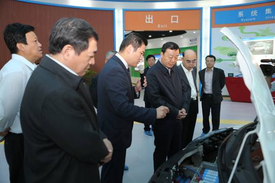 山東省副省長張務鋒蒞臨奧冠 綠色能源受贊 山東省副省長張務鋒蒞臨奧冠 綠色能源受贊