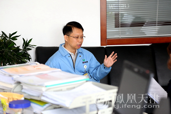 力神公司執行副總裁侯小賀 力神公司執行副總裁侯小賀