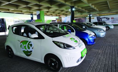 已示范逾7000輛 十年后廣州產新能源汽車或達百萬輛 已示范逾7000輛 十年后廣州產新能源汽車或達百萬輛