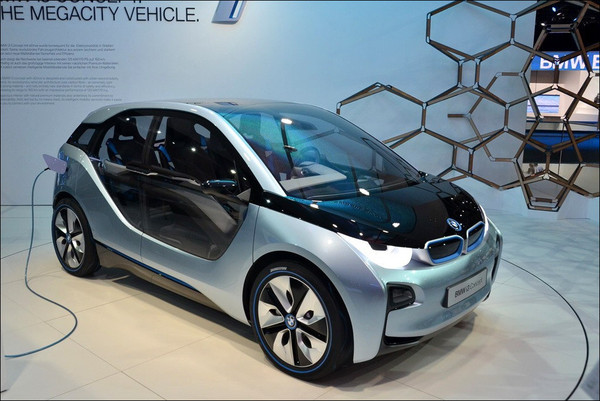 廣州新沙口岸前11個(gè)月新能源汽車進(jìn)口同比增長近12倍 廣州新沙口岸前11個(gè)月新能源汽車進(jìn)口同比增長近12倍