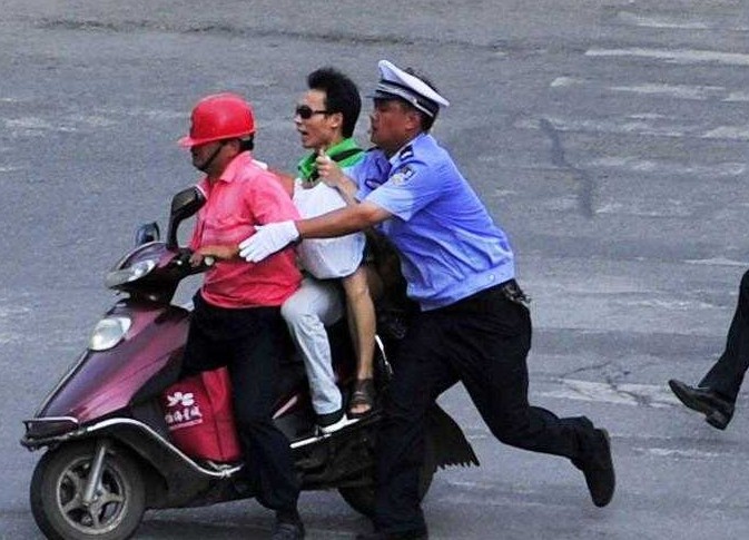 深圳抽查電動自行車及充電器 超速超重現象仍存 深圳抽查電動自行車及充電器 超速超重現象仍存